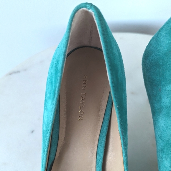 Ann Taylor Mila Jade Green Suede Pumps - Picture 5 of 11